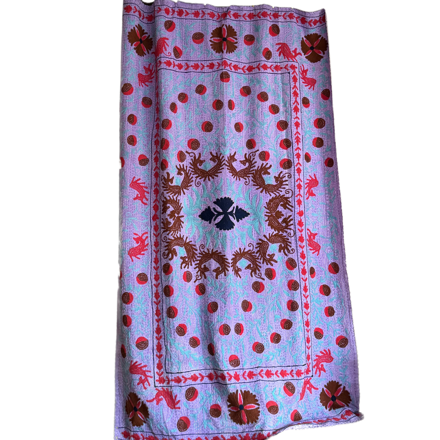 Embroidered kantha with repeating deer motifs and central medallion on lavender background